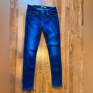 Levis 711 skinny jeans size 28